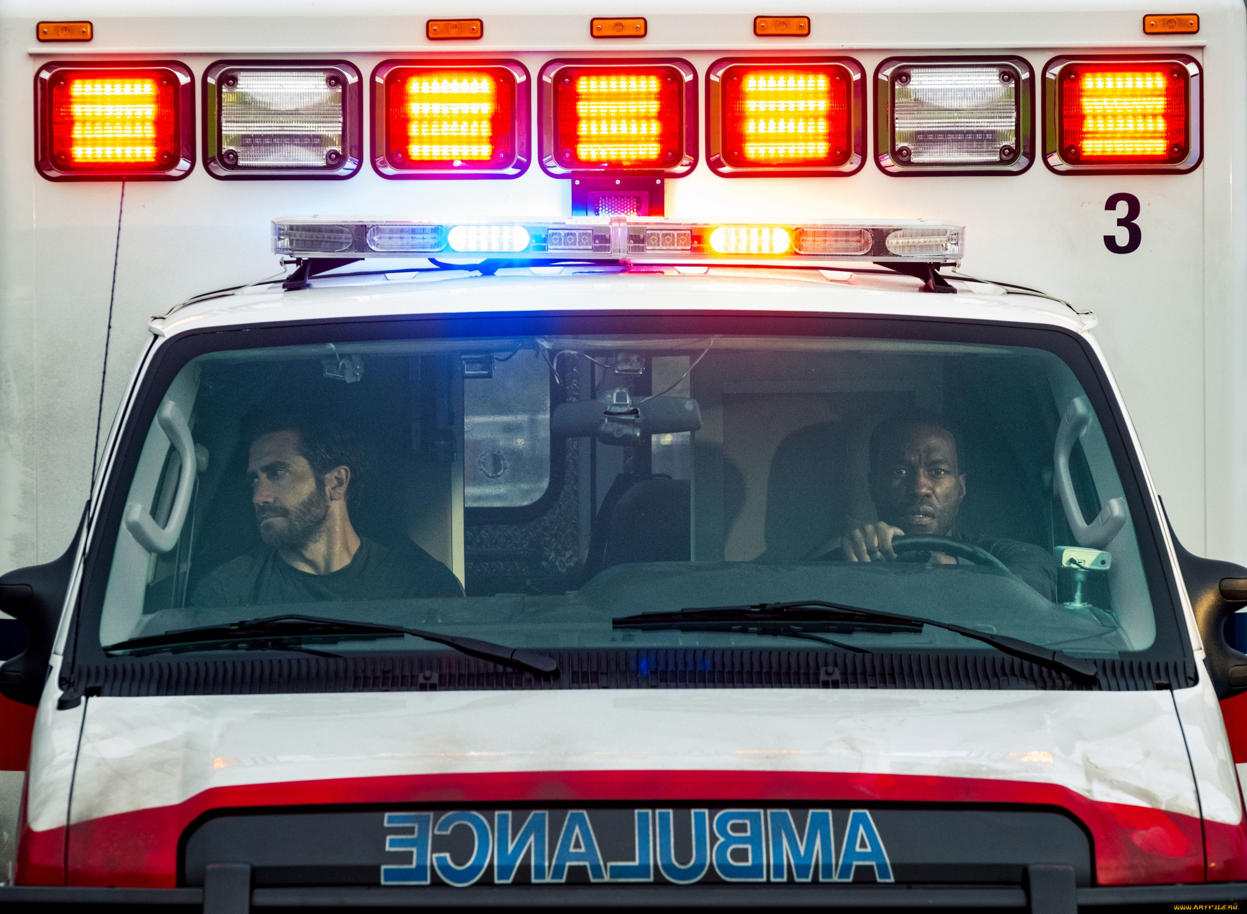 Обои Ambulance || 2022 Кино Фильмы Ambulance, обои для рабочего стола,  фотографии ambulance || 2022, кино фильмы, ambulance, скорая, аmbulance,  jake, gyllenhaal, yahya, abdul, mateen, боевик, криминал, триллер, джейк,  джилленхол Обои для